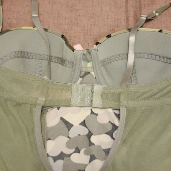 Cami Bustier Set Camo Hearts Large - Picture 6 of 9